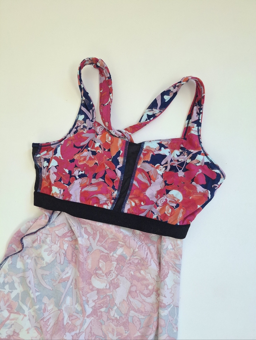 Title Nine Strappy Dream Wild Fuscia Built-in Bra Size S - Picture 9 of 11